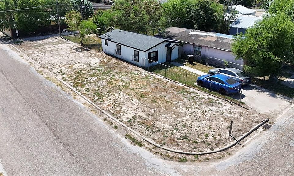 1st image of 118 N Kansas Ave