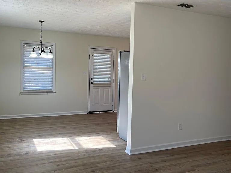 252 Seagraves Dr #252 — Photo 3