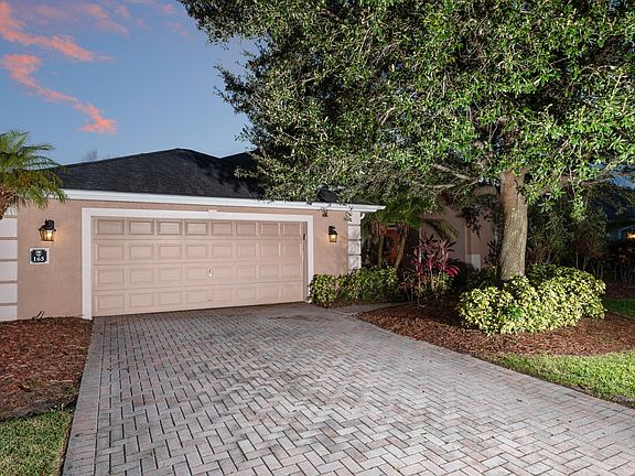 3rd image of 165 Brandy Creek Cir SE