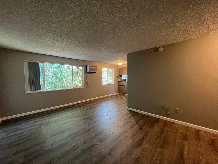 Anchor Apartments — Photo 29