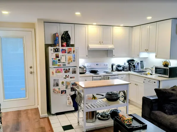 13 Lopez St #1, Cambridge, MA 02139