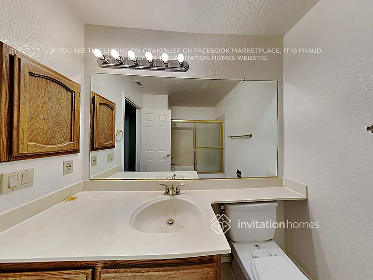8821 Somershire Way — Photo 16
