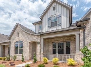 9307 Highclere Ct, Matthews, NC 28105