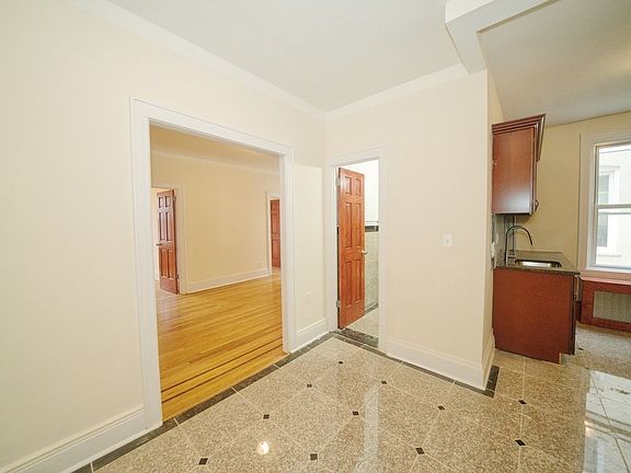 4th image of 35-45 33rd St #2