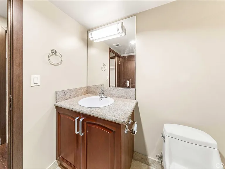 11218 Camarillo St #404 — Photo 2