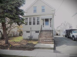 33 Center St, Little Ferry, NJ 07643