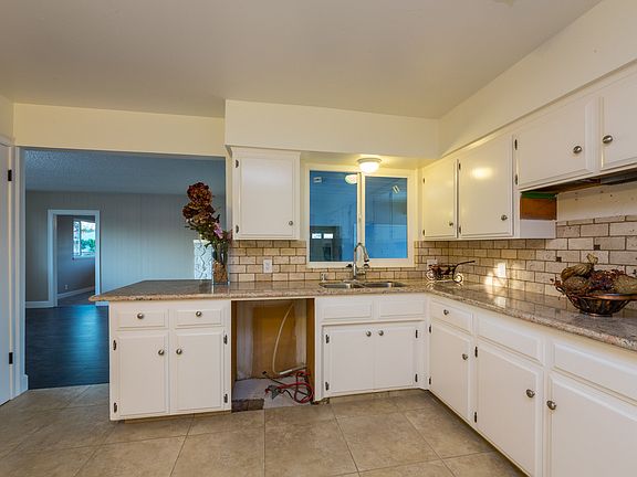 5th image of 6057 N Remington Ave