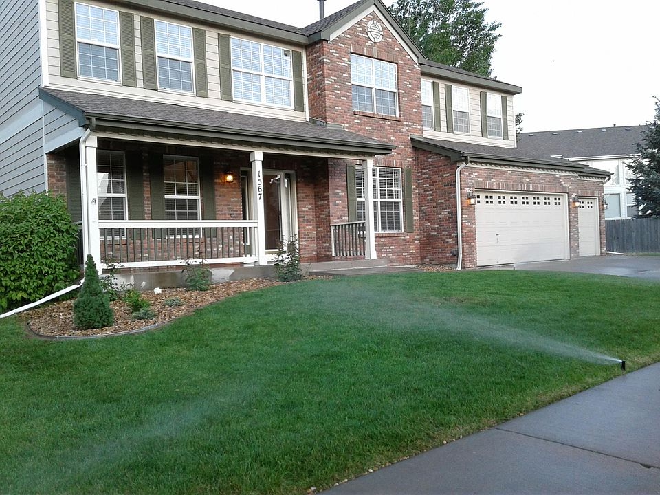 Light, spacious and lovely 4BR+Study/3Bath/3car. Call Goldeneye Prop Mgmt (303) 8750610 ~ $2,055per month + $3,100 security deposit = $5,155 move-in --- 1567 Goldeneye Drive, Johnstown, CO 80550 - PLEASE do not disturb residents ~ Showings by appoint
