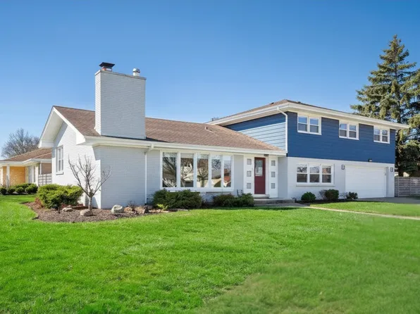 452 E Adams St, Elmhurst, IL 60126