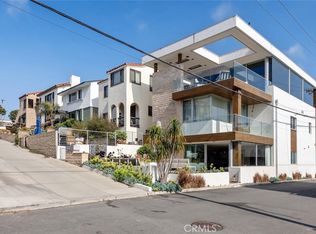 216 13th St, Manhattan Beach, CA 90266