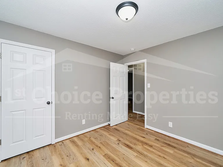 18 Polaris Cir — Photo 16