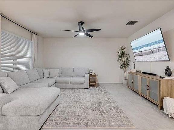 5th image of 2624 NEVERLAND DRIVE