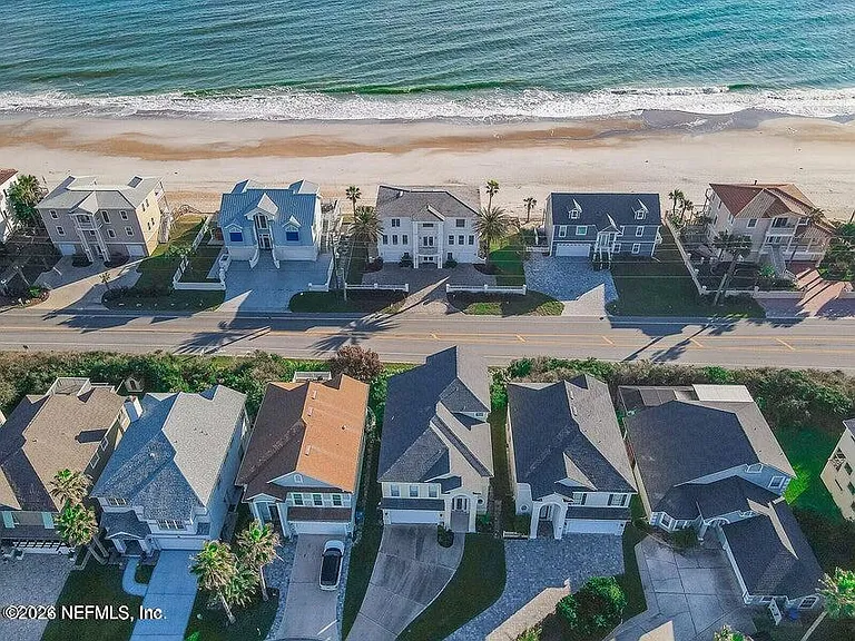 692 Sand Isles Cir — Photo 52