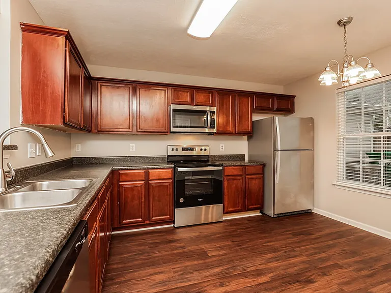 4031 George Buchanan Dr — Photo 11