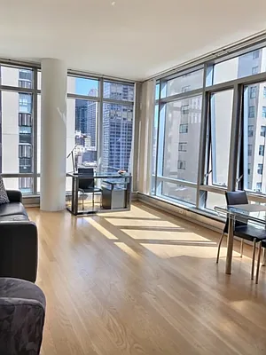 Rented by Douglas Elliman | media 24