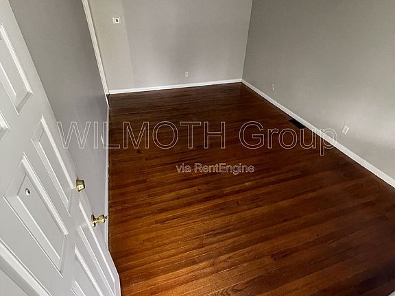 4th image of 3346 Hovey St