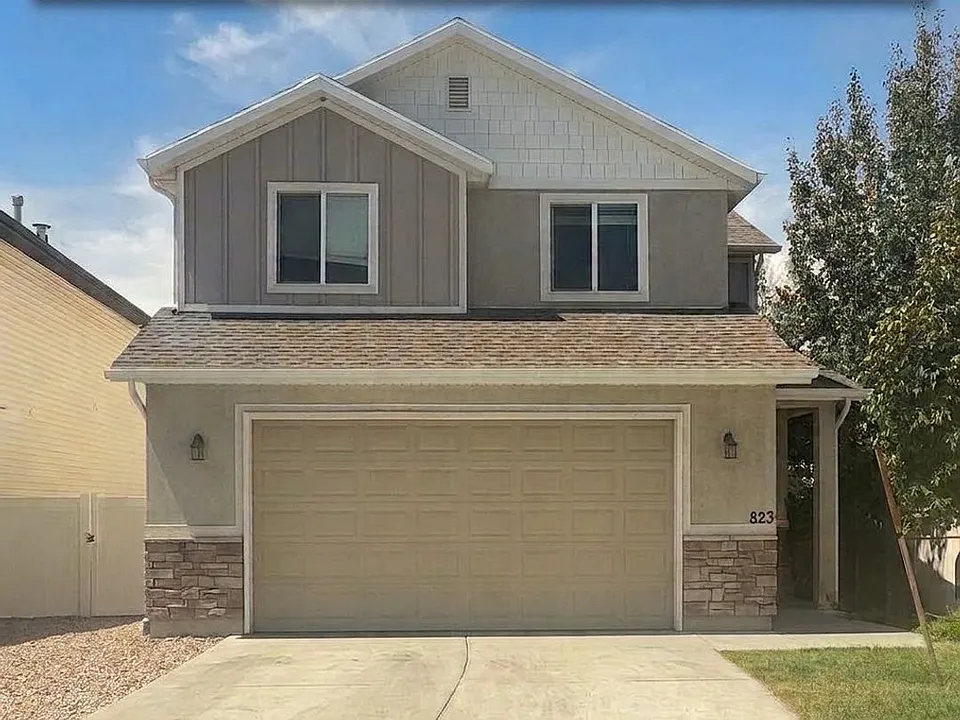 823 N Wellington Ct