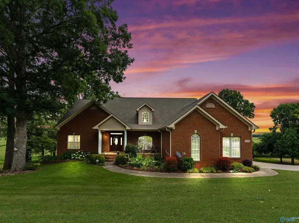 123 Morning Mist Dr, Huntsville, AL 35811