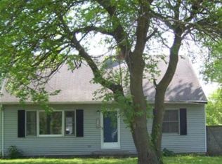 1158 Cole Rd, Monroe, MI 48162