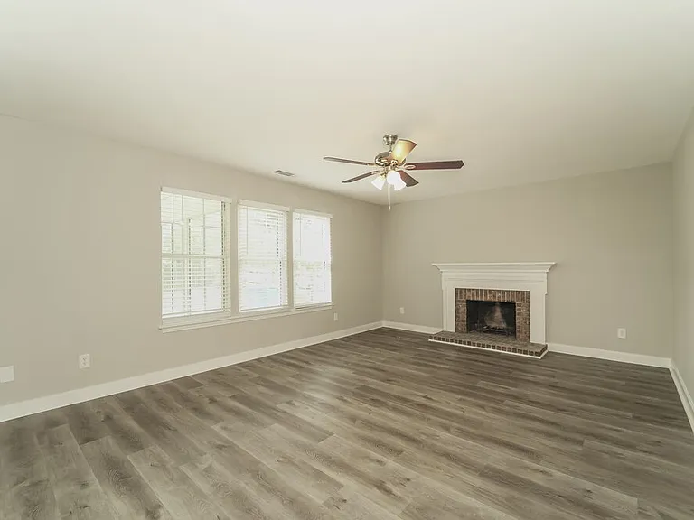 3612 Denise Dr — Photo 6