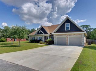 1966 Alamanda Ct, Navarre, FL 32566