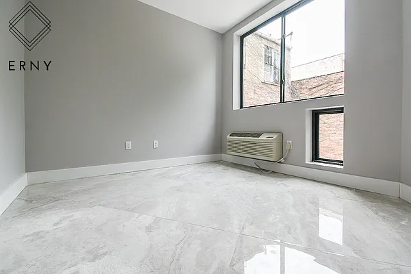 Rented by ERNY LLC | media 5