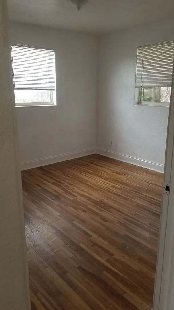 3 bedroom 1 bath home — Photo 3