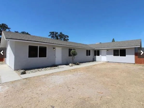426 E Cameron St #A, Hanford, CA 93230