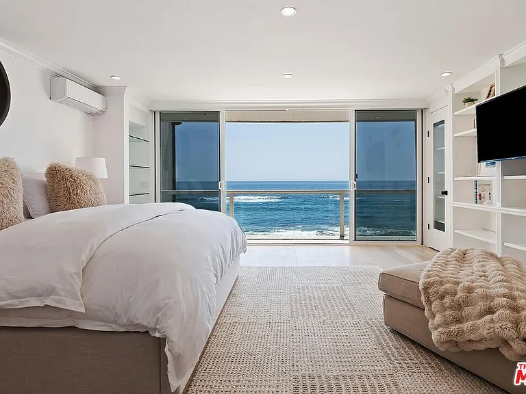 11874 Beach Club Way — Photo 17