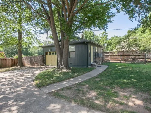 2407 E 37th St S, Tulsa, OK 74105