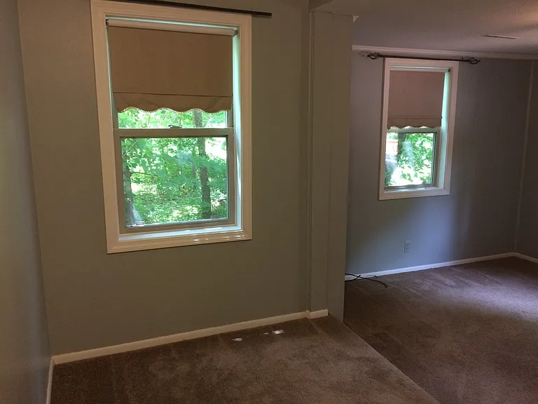 718 Three Oaks Rd — Photo 11