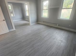 1231 E Henry St, Linden, NJ 07036