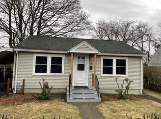 29 Kenwood Rd, Methuen, MA 01844