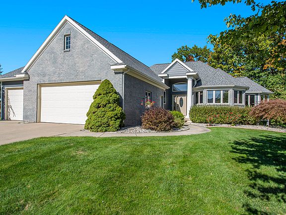 4th image of 2339 Bridlewood Dr