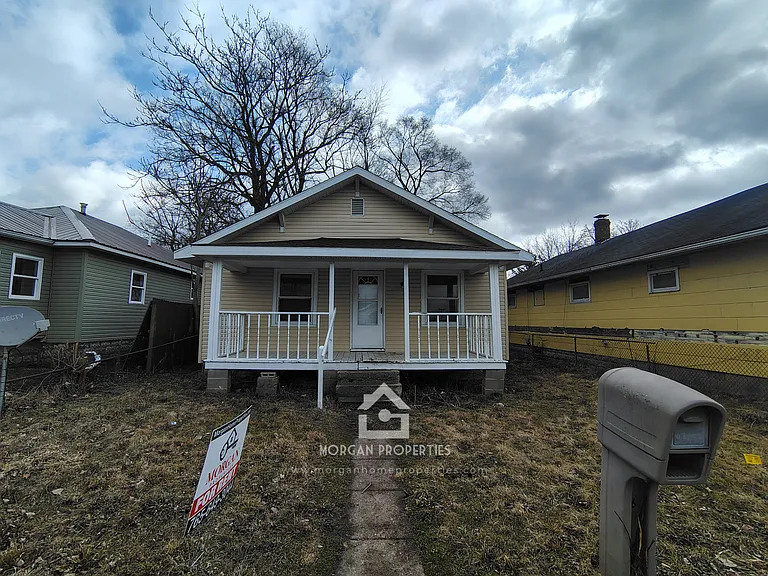 2322 S Mulberry St — Photo 1