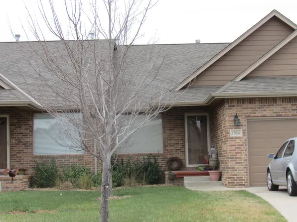 1924 N Springbrook St, Andover, KS 67002