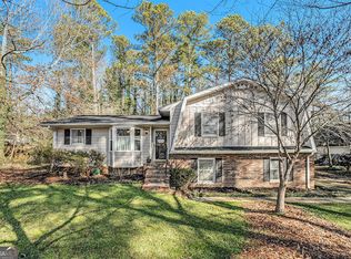 106 Point O Woods Pl, Carrollton, GA 30117