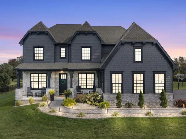 2 Freedom Ct, Mechanicsburg, PA 17050