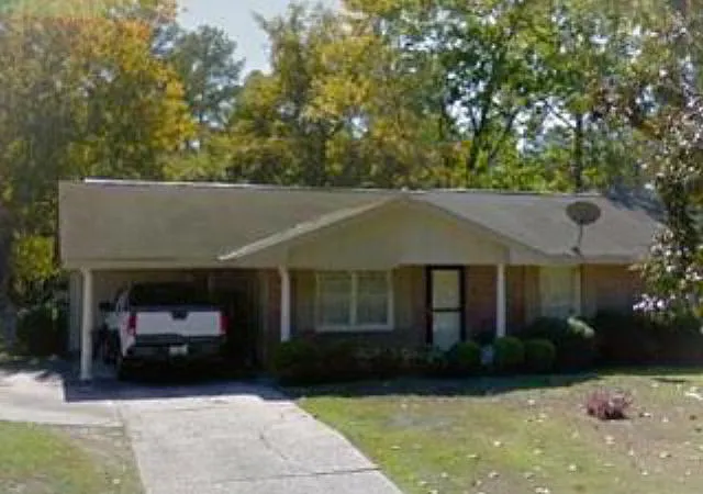 4724 Delfair Dr photo 1