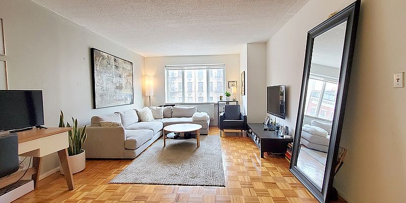 1st image of 225 8th Ave #7E