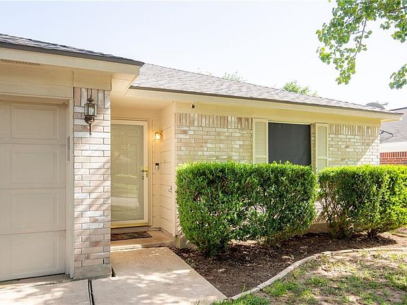 3rd image of 1219 Gazania Dr