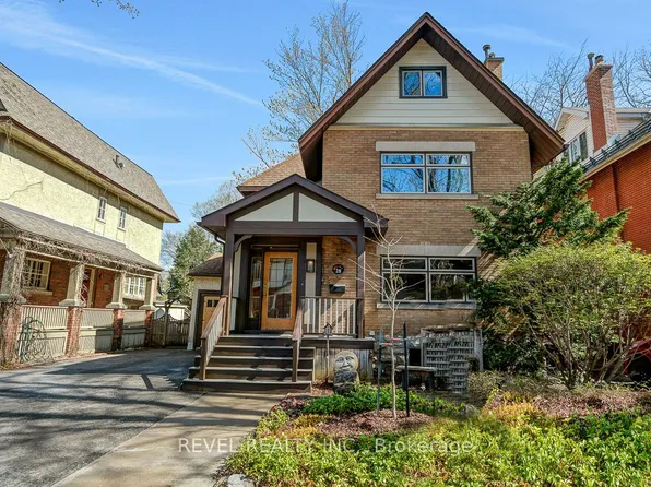 28 Broadway Ave, Ottawa, ON K1S 2V6