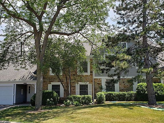 1117 Auburn Ln Buffalo Grove