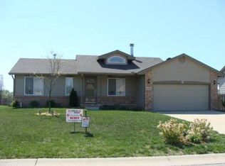 1221 E Willowbrook Ln, Towanda, KS 67144