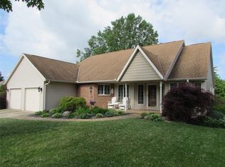 309 Wedgewood Ct, Bellefontaine, OH