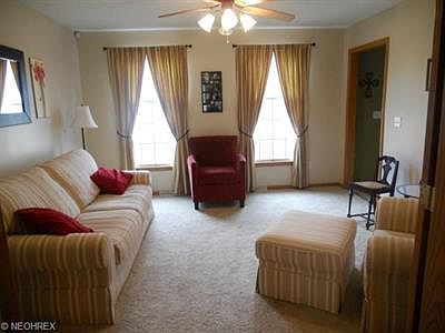 3rd image of 3748 Turnberry Dr
