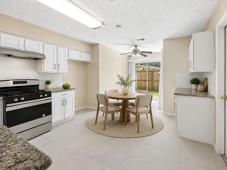 3207 Rimrock Dr — Photo 4