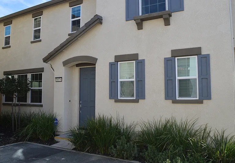 8876 Ariston Ln — Photo 2