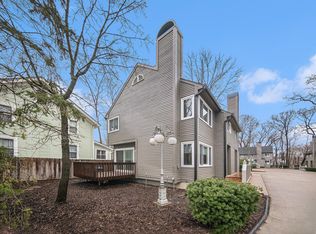 101 Tulip Tree Ct #3, Ann Arbor, MI 48103