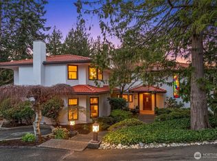 5601 43rd Avenue W, Seattle, WA 98199